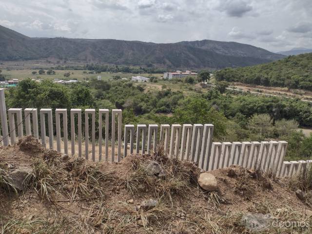 Venta de dos lotes de terreno