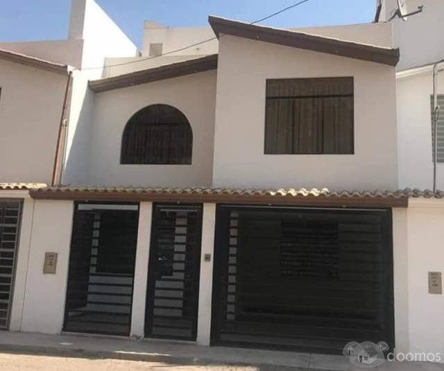 VENTA casa en Samegua Moquegua Jardines de Villa