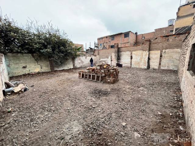 VENTA DE TERRENO POR OCASION - 160 M2 - PAPELES EN REGLA