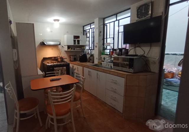 ????VENTA DE DEPARTAMENTO 1ER PISO CON COCHERA