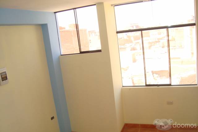 SE ALQUILA HABITACIONES CON BAÑO PROPIO