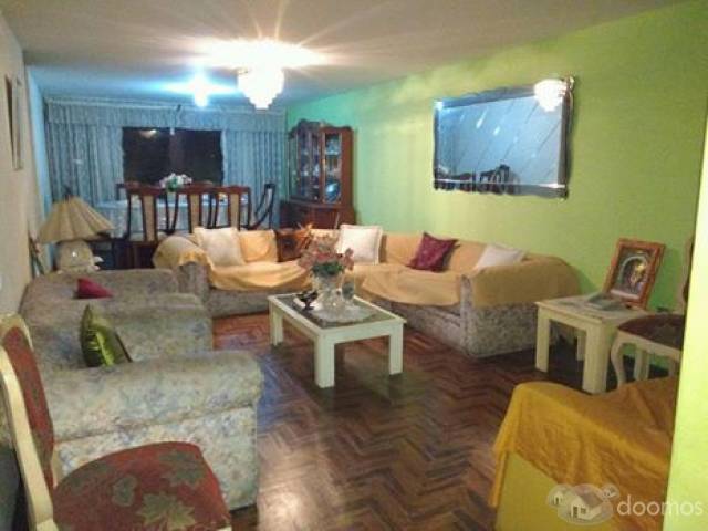 VENDO CASA EN URB. LOS CEDROS