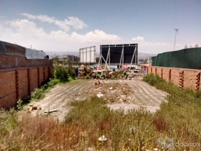 VENDO TERRENO EN UMACOLLO DE 390 M2. EXCELENTE UBICACION.