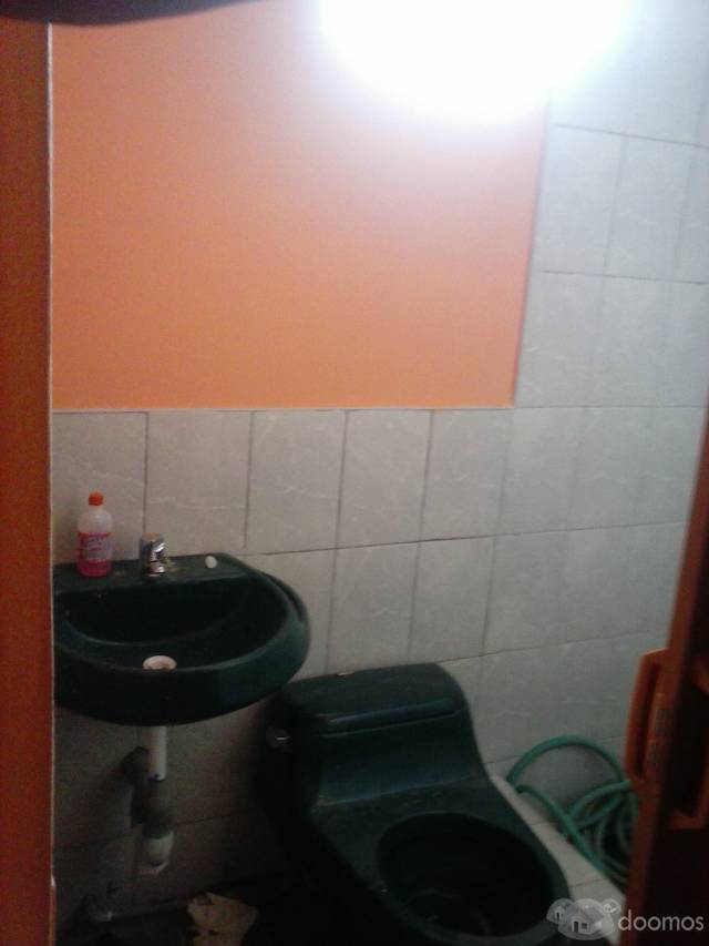 VENDO CASITA DE 4 PISOS