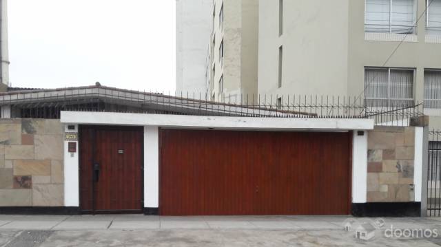 CASA EN VENTA URB. SAN BORJA SUR II ETAPA