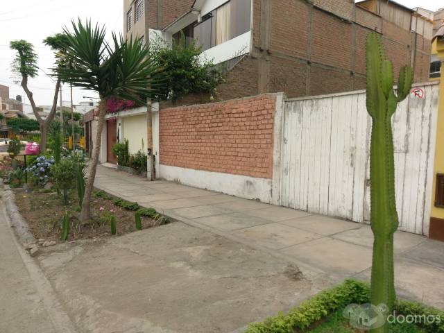 Terrenos en Venta en Av. Javier Prado Este 7069