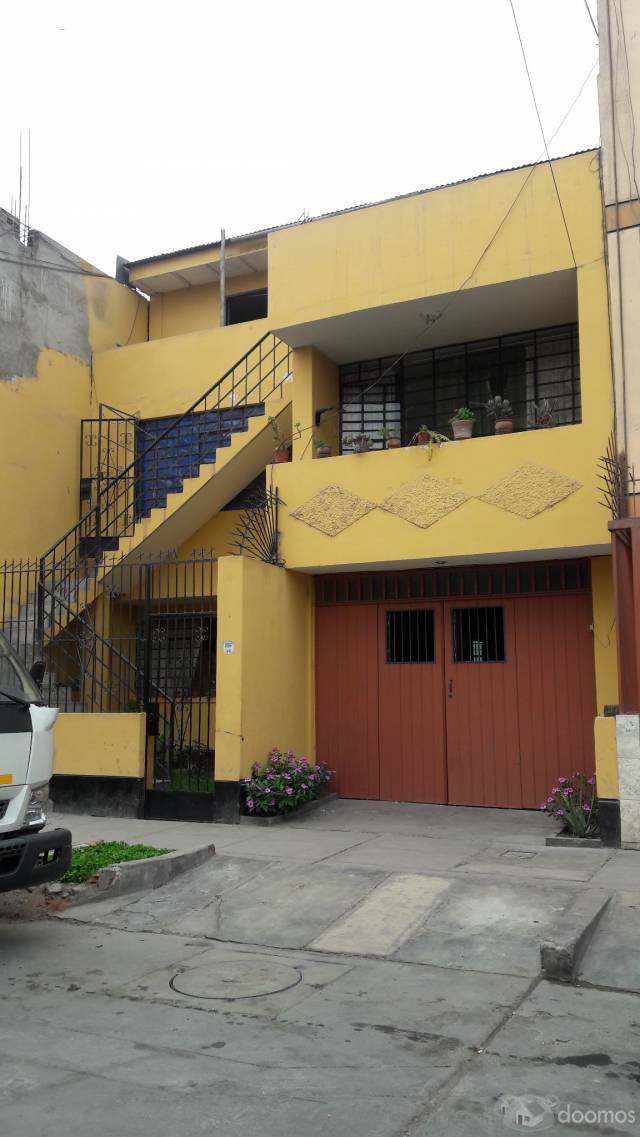 HERMOSA CASA EN VENTA URB PALAO