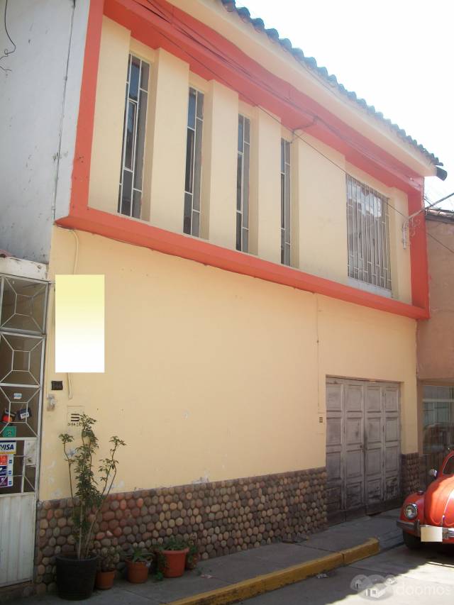 CASA CON 9 HABITACIONES 9 BAÑOS EN EL CENTRO HISTORICO DE CUSCO