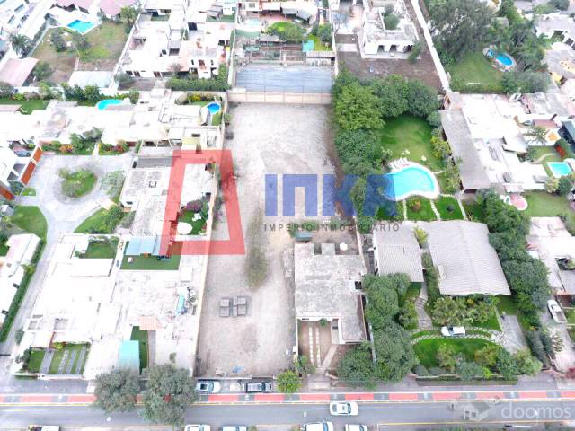 GRAN TERRENO EN VENTA PERFECTO PARA CONSTRUCTORAS EN SURCO