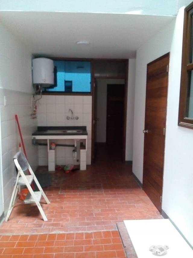 Vendo departamento San Isidro Urbanización Corpac Triplex 360 m2