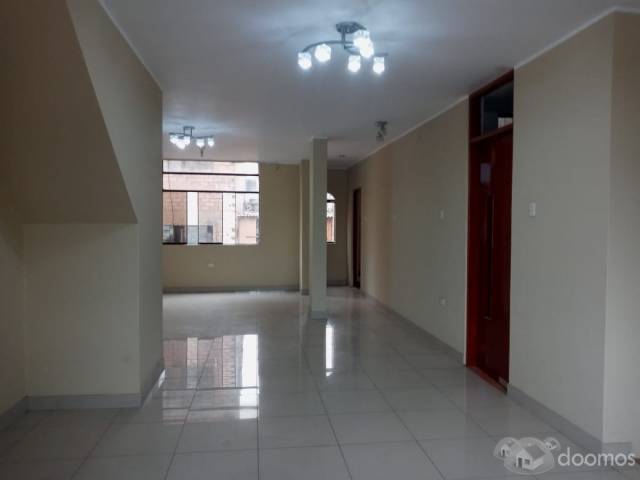 SE ALQUILA DEPARTAMENTO 82.00 M2 EN LA URB. LUCYANA DISTRITO CARABAYLLO