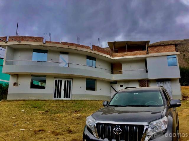 Casa de campo de estreno en Huamachuco