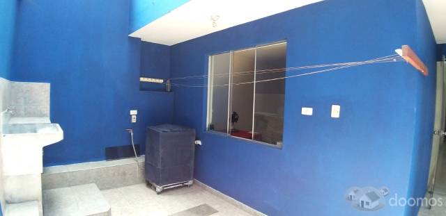 Se Vende Hermosa Casa de 3 pisos en San Juan de Miraflores